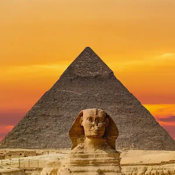 Keops ve giza piramitleri mısırın bize bıraktığı kültürel mirasıdır.